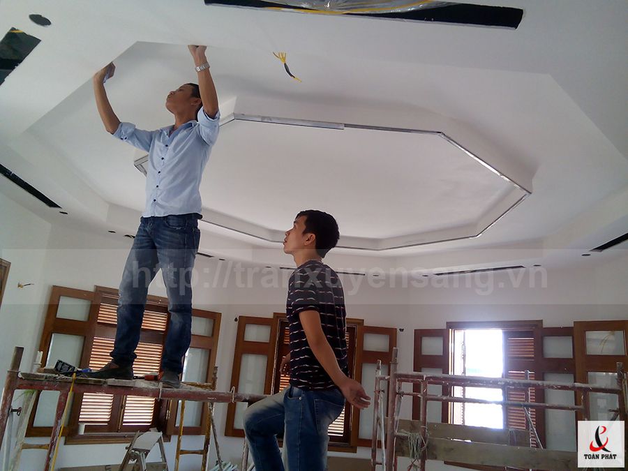 Công trình thi công trần xuyên sáng biệt thự gia đình Anh Khoa - Lạng Sơn